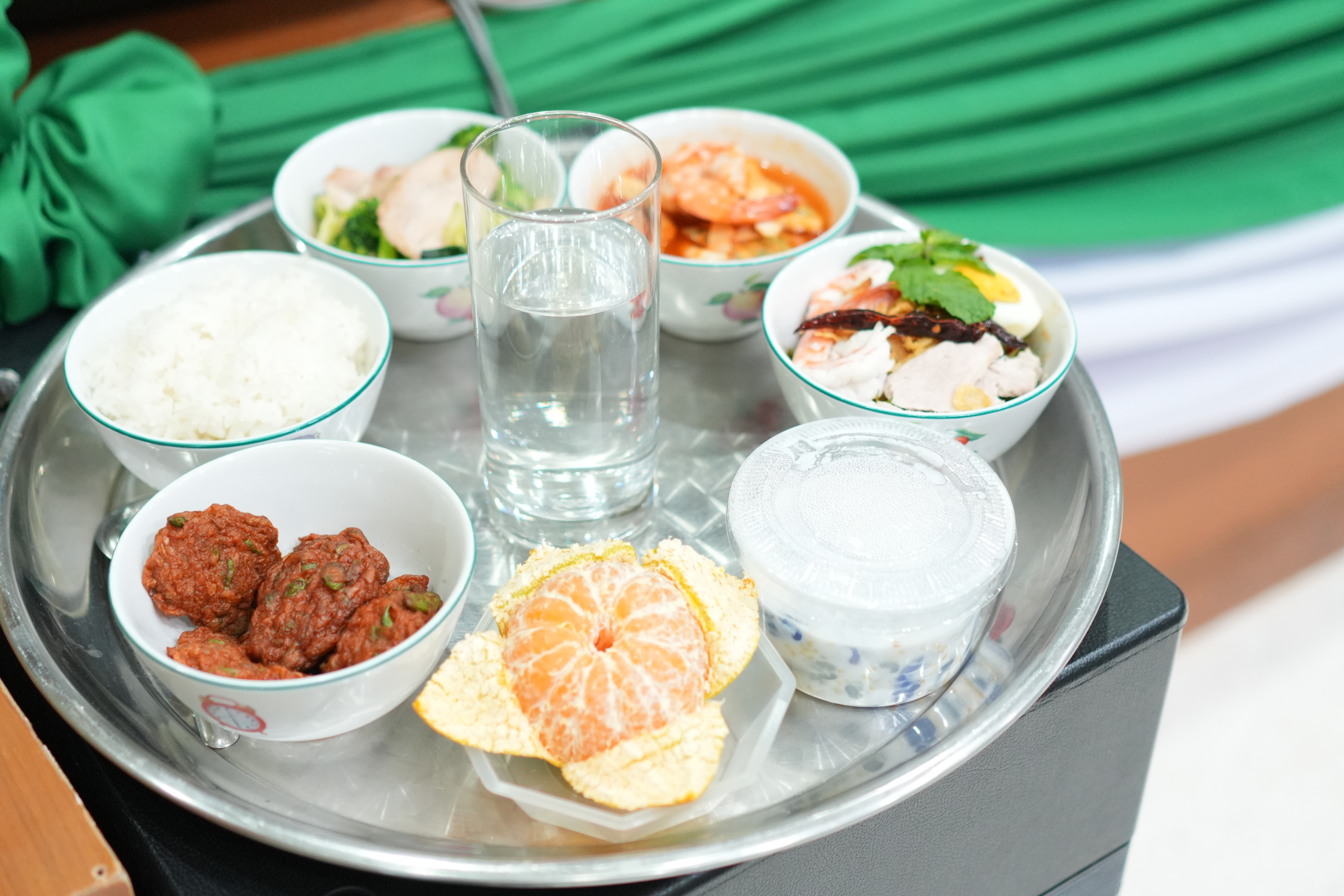 title - ชมรมผู้สูงอายุ ส.ป.ก. จัดพิธีทำบุญอุทิศส่วนกุศลให้ข้าราชการ/เจ้าหน้าที่ ส.ป.ก. ที่ล่วงลับไปแล้ว